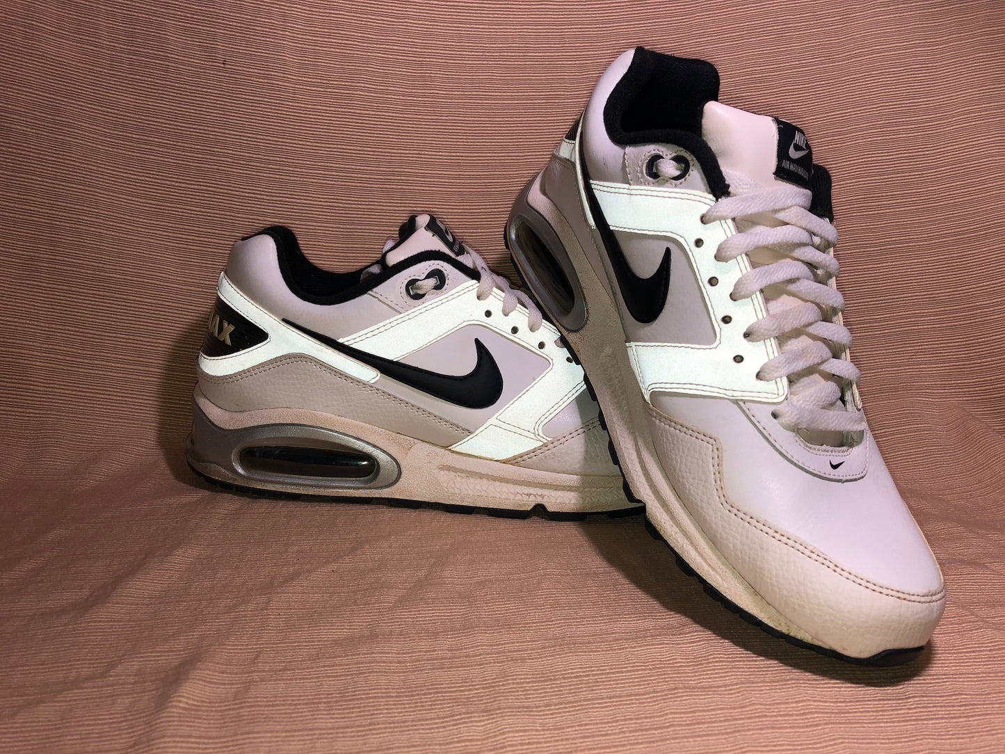 Pre-Owned Nike Air Max Navigate Sneakers - Black/White - Men's - Comfortable & Stylish - Classic Air Max Cushioning