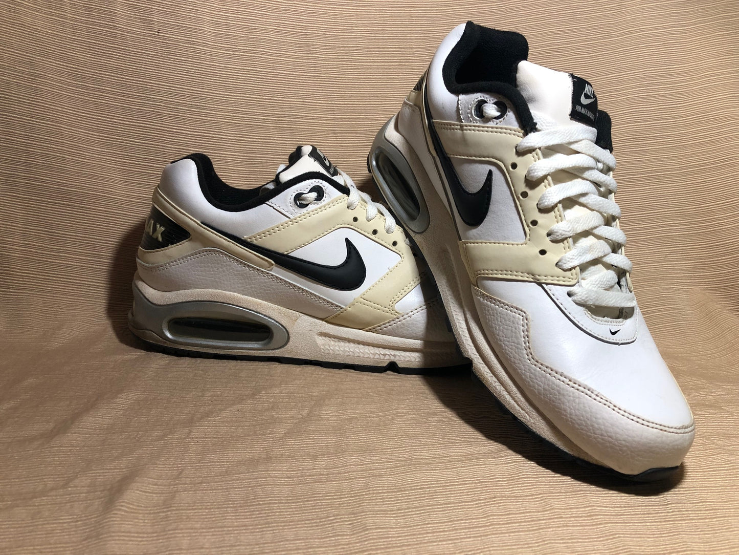 Pre-Owned Nike Air Max Navigate Sneakers - Black/White - Men's - Comfortable & Stylish - Classic Air Max Cushioning