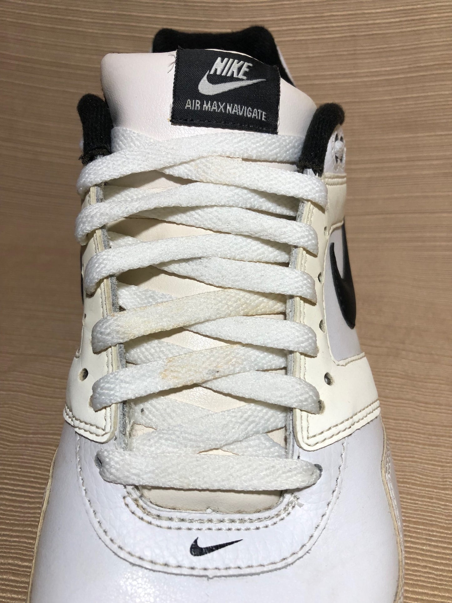 Pre-Owned Nike Air Max Navigate Sneakers - Black/White - Men's - Comfortable & Stylish - Classic Air Max Cushioning