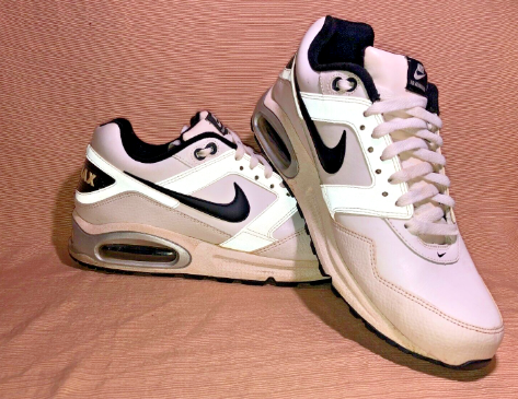 Pre-Owned Nike Air Max Navigate Sneakers - Black/White - Men's - Comfortable & Stylish - Classic Air Max Cushioning