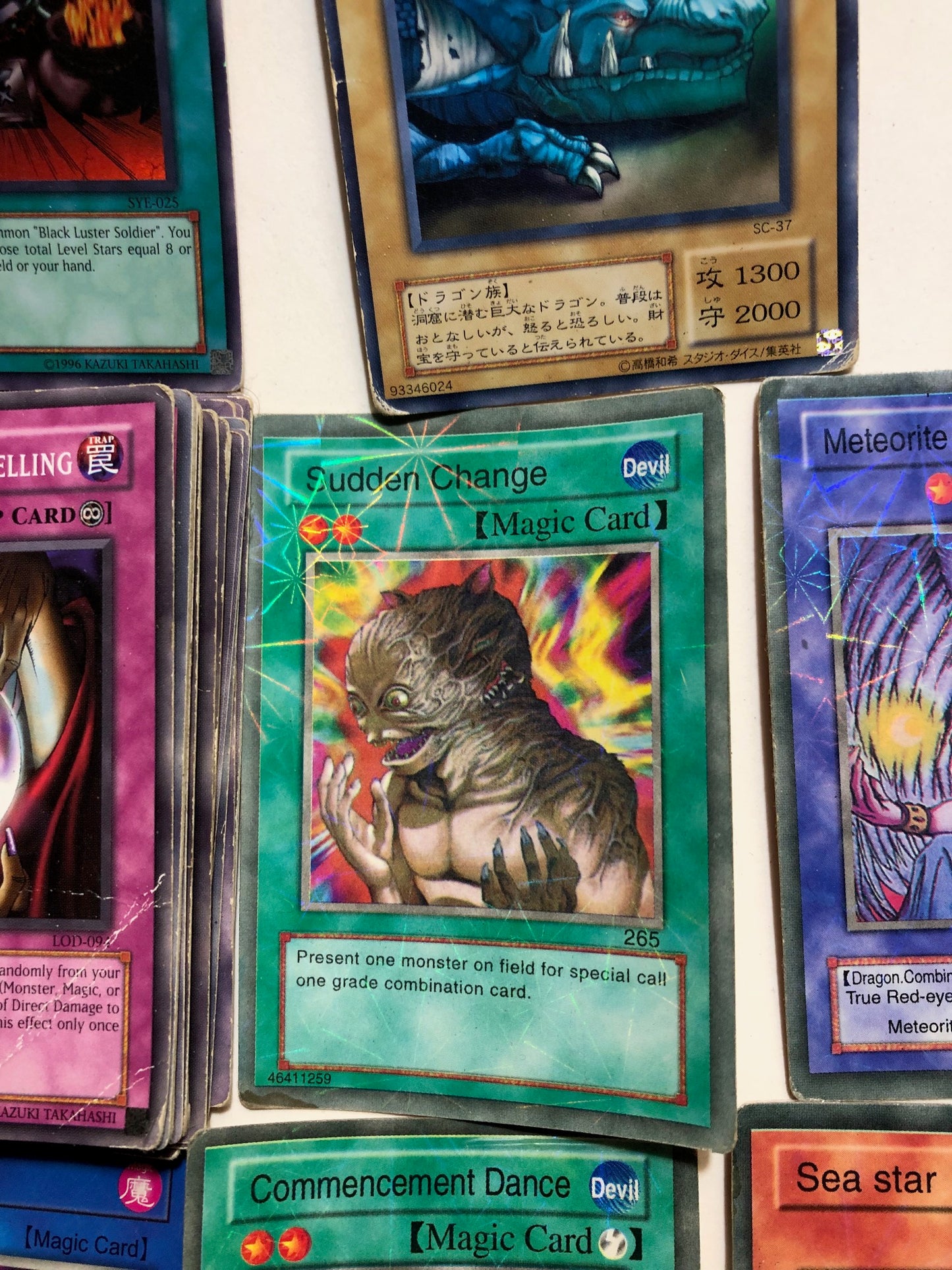 Huge Yu-Gi-Oh! Card Lot (Over 290 Cards) - Rare, Holo, and More! Plus Free Gift